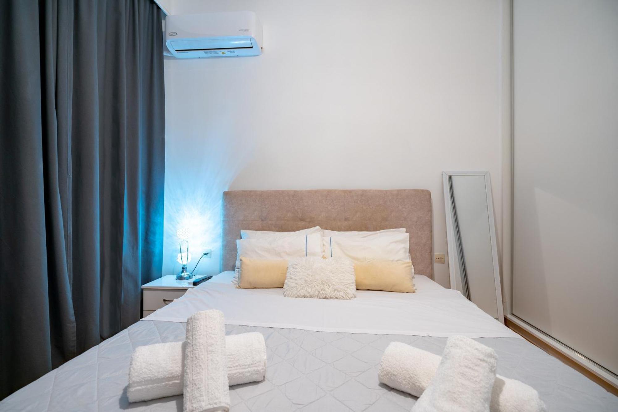 Neo Irakleio Train St. 1 Bedrm 4 Pers. Apartment Atina Dış mekan fotoğraf