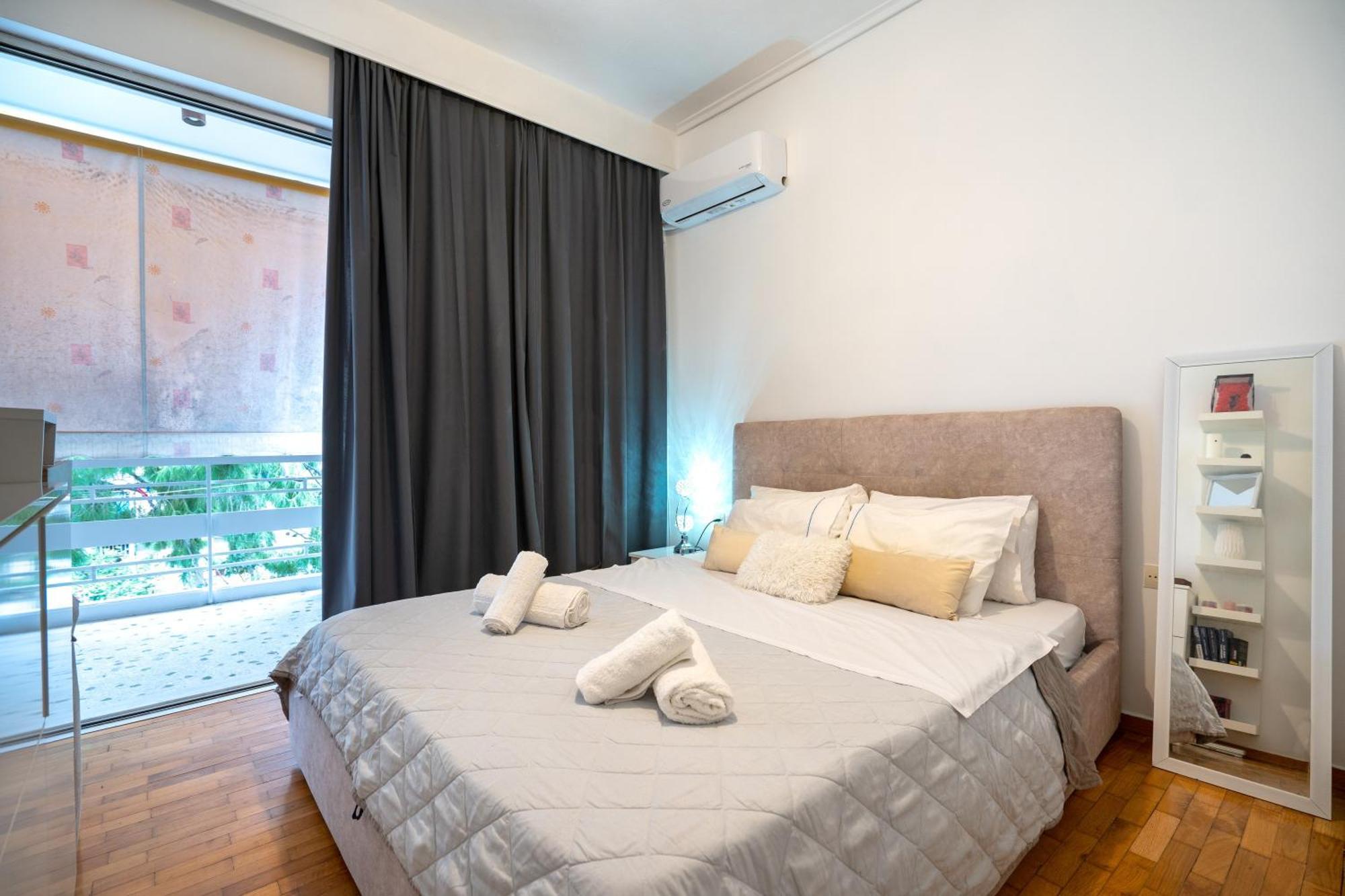 Neo Irakleio Train St. 1 Bedrm 4 Pers. Apartment Atina Dış mekan fotoğraf